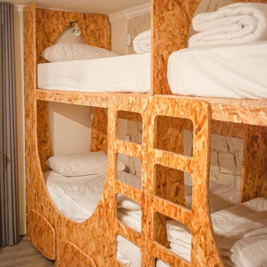 Destination Hostal *